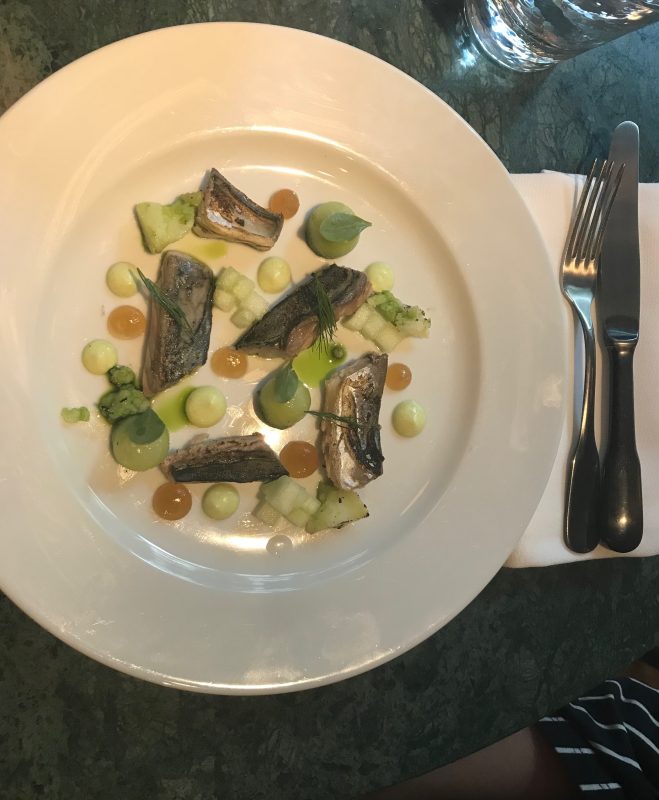 restaurant near tower bridge 