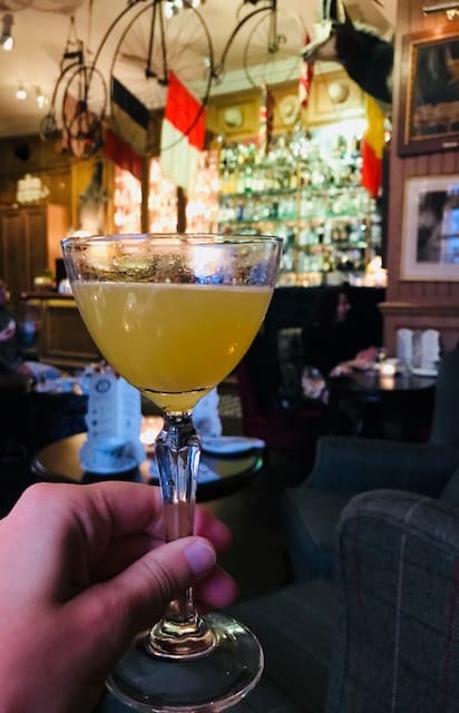 cocktail bar in mayfair