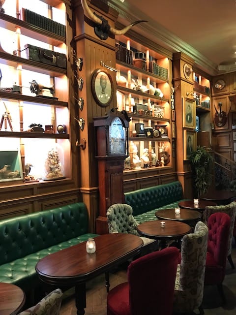 cocktail bar in mayfair