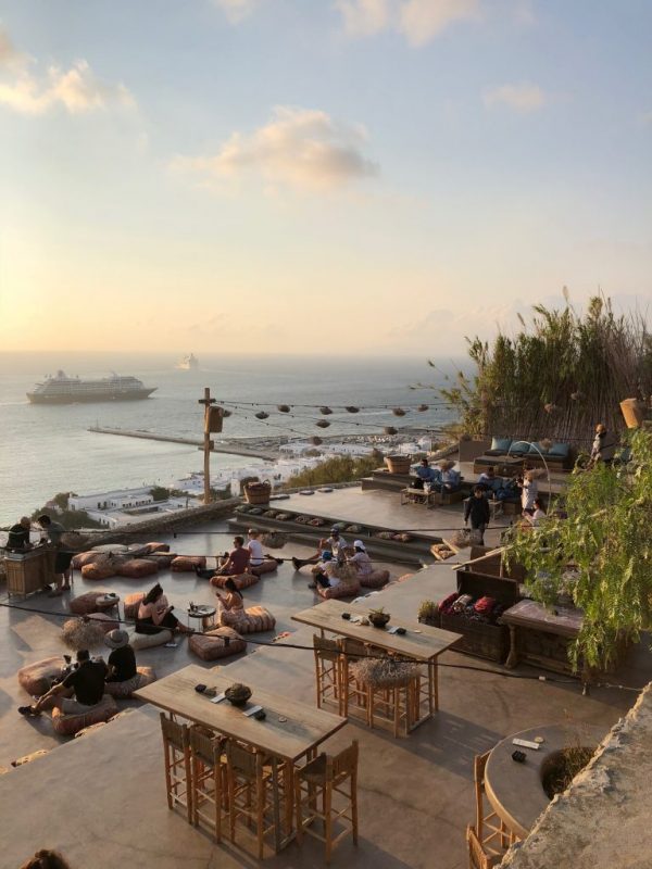 bars in mykonos