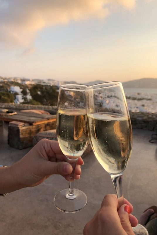 bars in mykonos