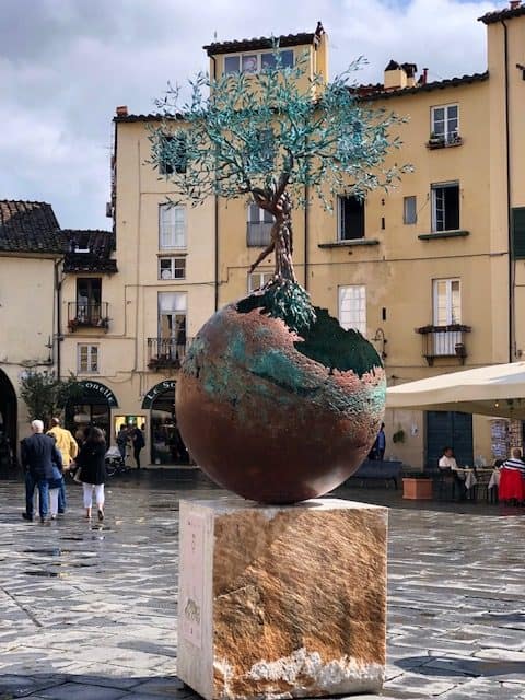 things to do in lucca