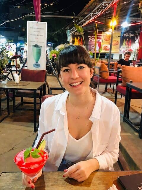 cocktail bar in siem reap