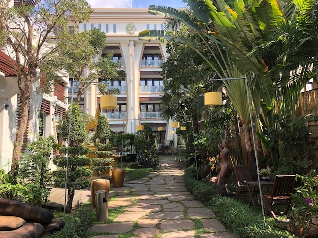 hotel in siem reap