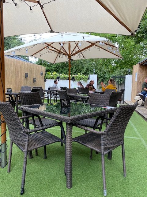 pub in kew