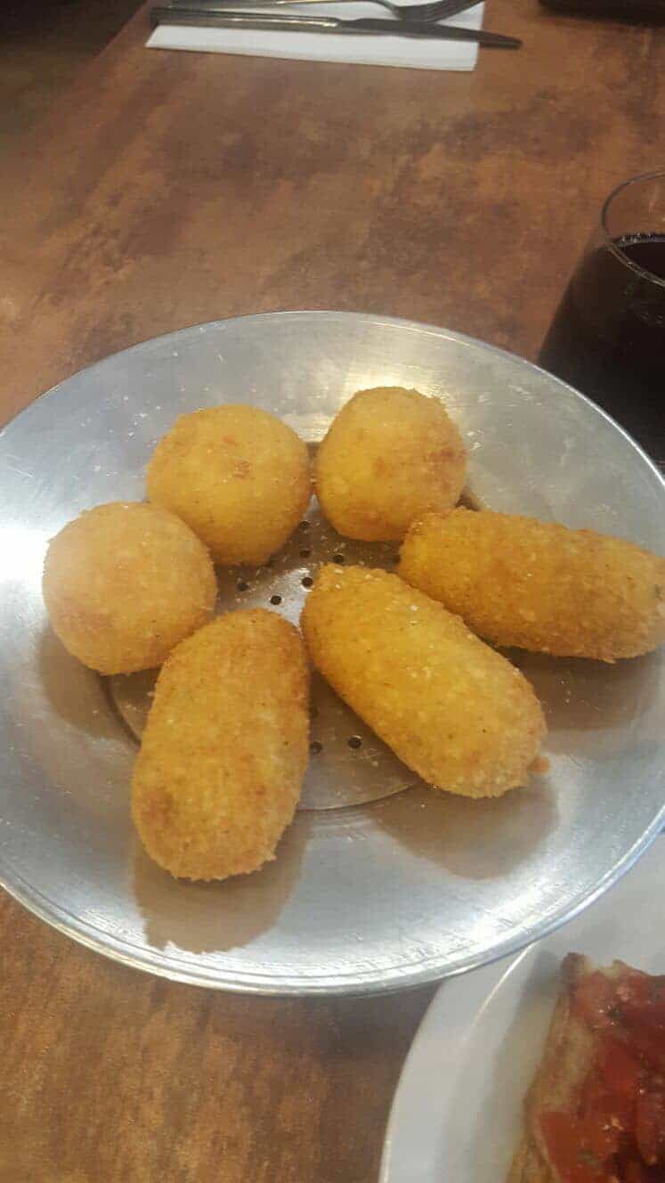 restaurant in Kilburn