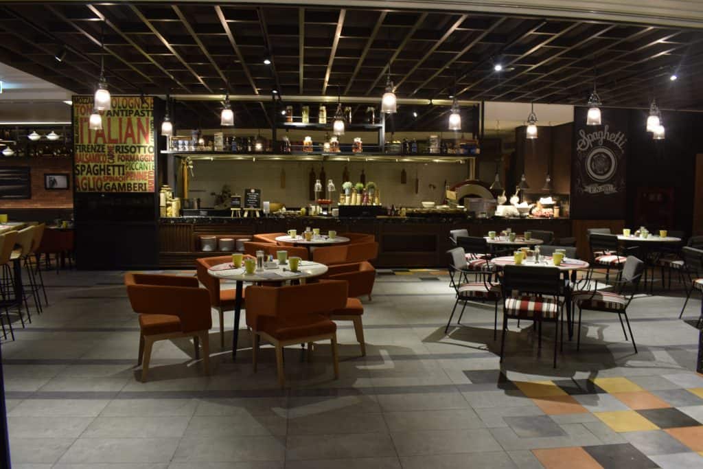 Amari Watergate Hotel Bangkok