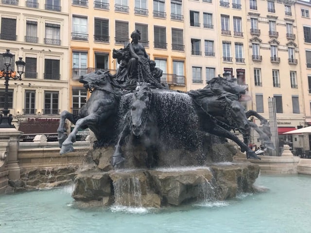 things to do in lyon