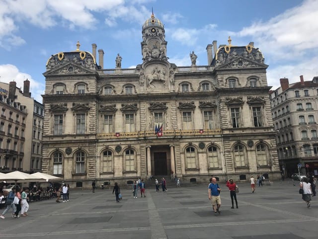things to do in lyon