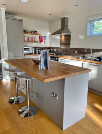 lodge in cheddar, somerset