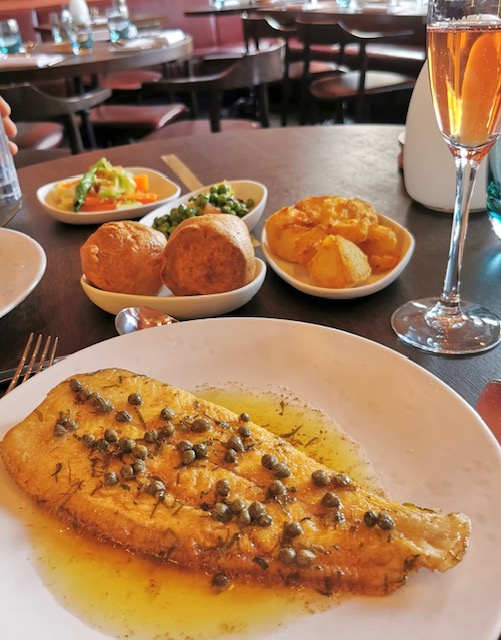 sunday roast in covent garden