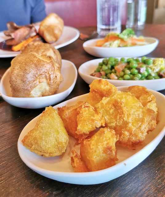 sunday roast in covent garden