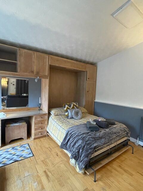 where to stay in chapel en le frith