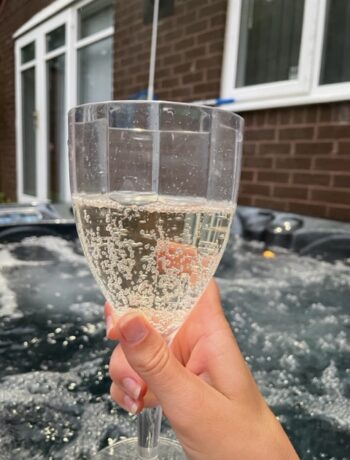 Peak District Accommodation with hot tub