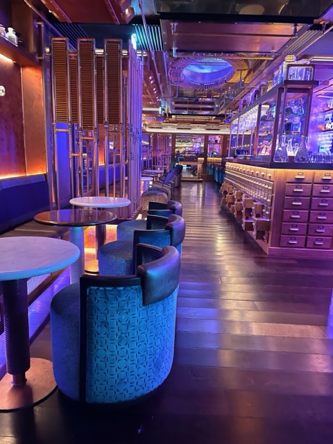 cocktail bar in king's cross