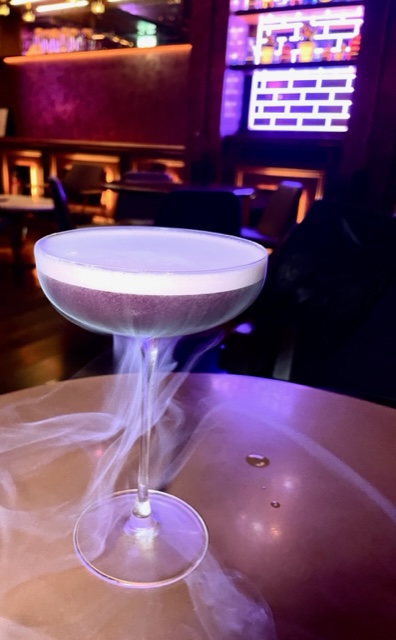 cocktail bar in king's cross