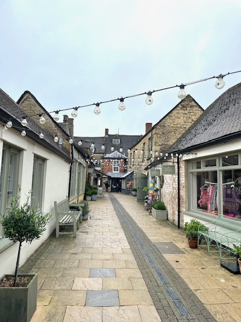 things to do in stow on the wold
