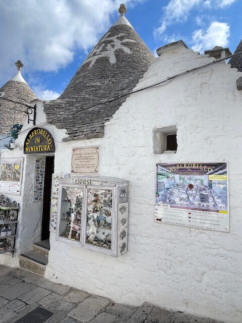 things to do in Alberobello