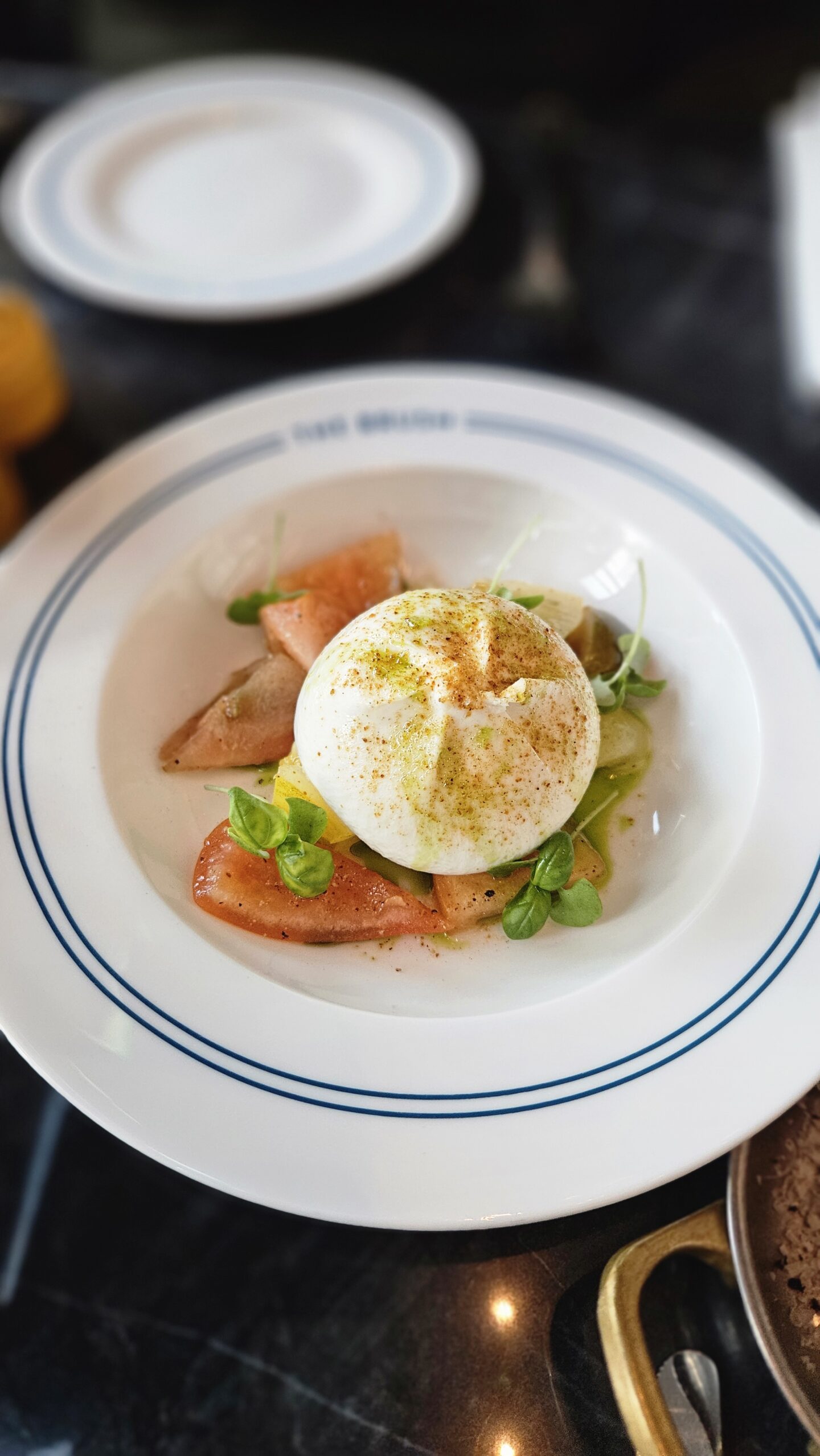 all day dining in hoxton