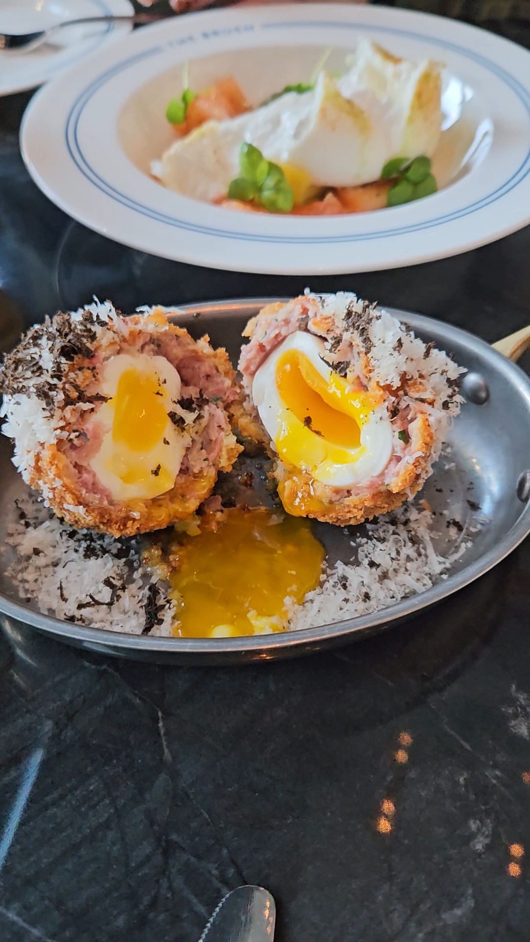 all day dining in hoxton