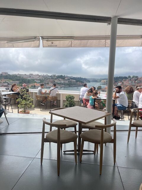 bars in porto