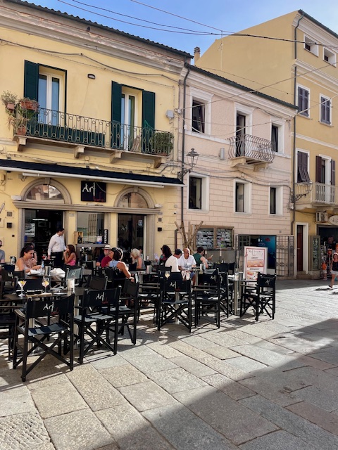 how to spend 7 days in sardinia 